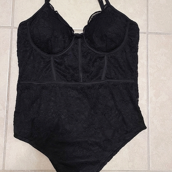 Faded Rose Tops - Faded Rose Black Lace Bodysuit ♥️ Medium